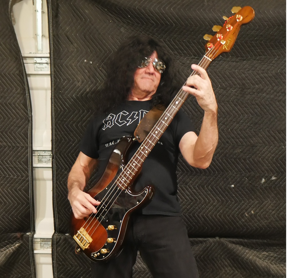 Jerry Lohr - Bass Player